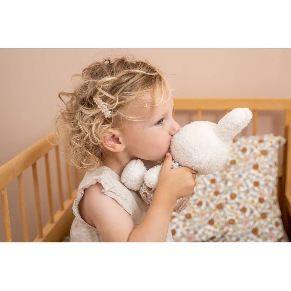 Nijntje X Little Dutch Vintage Little Flowers Knuffel - 25 Cm 3 Nijntje X Little Dutch Vintage Little Flowers Knuffel - 25 Cm - Afbeelding 2