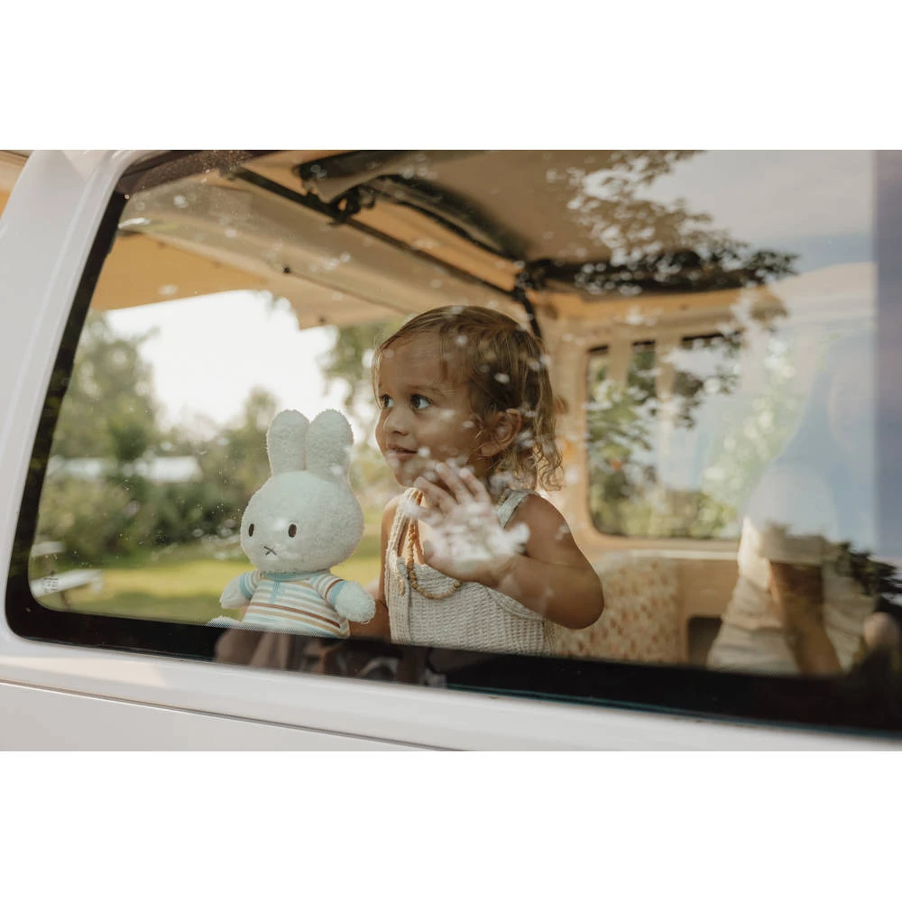 Nijntje X Little Dutch Vintage Sunny Stripes Knuffel - 25 Cm 5 Nijntje X Little Dutch Vintage Sunny Stripes Knuffel - 25 Cm - Image 3